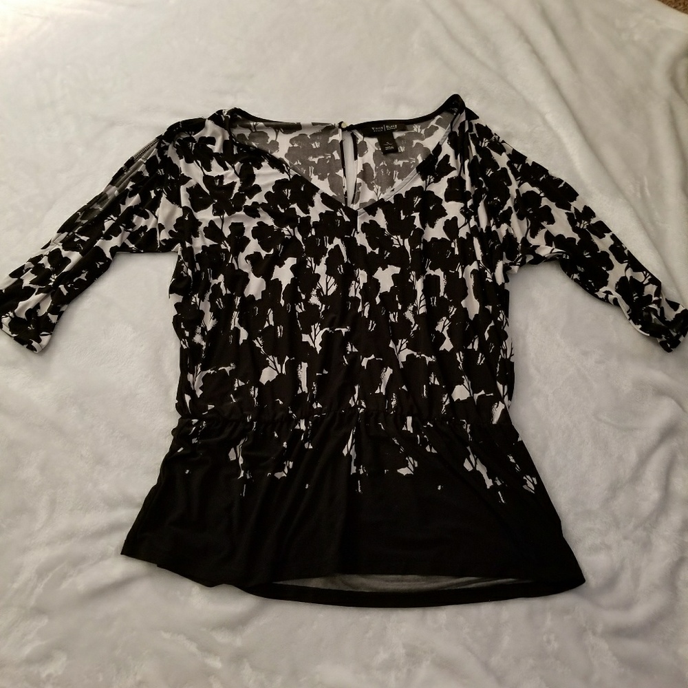 Black blue and white top